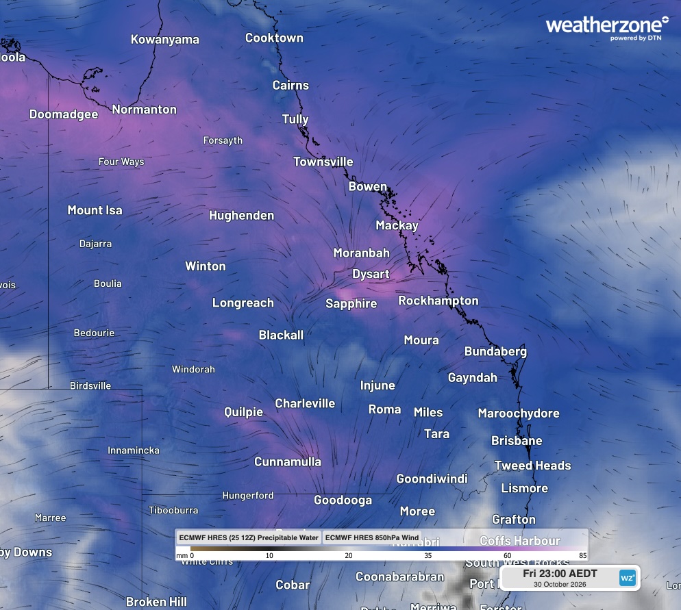 Modelled precipitable water and 850 hPa wind at 11 pm AEDT on Friday, October 30, 2026, showing moisture-laden winds converging over central Queensland, which could create a focal point for rainfall. Source: Weatherzone.