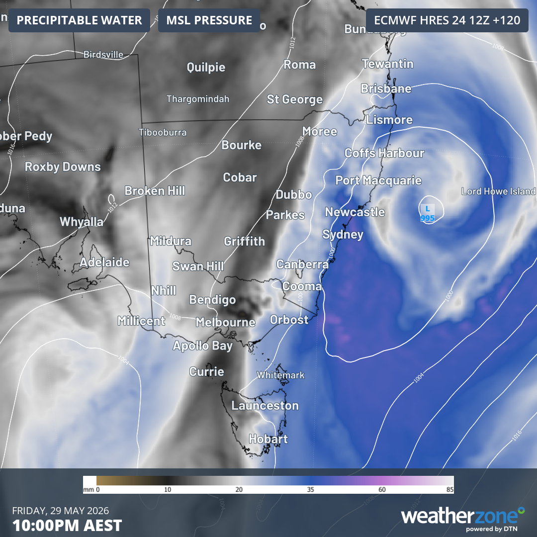 Mean sea level pressure and precipitable water for this coming Friday night, showing the position of the low off the NSW coast. Source: Weatherzone