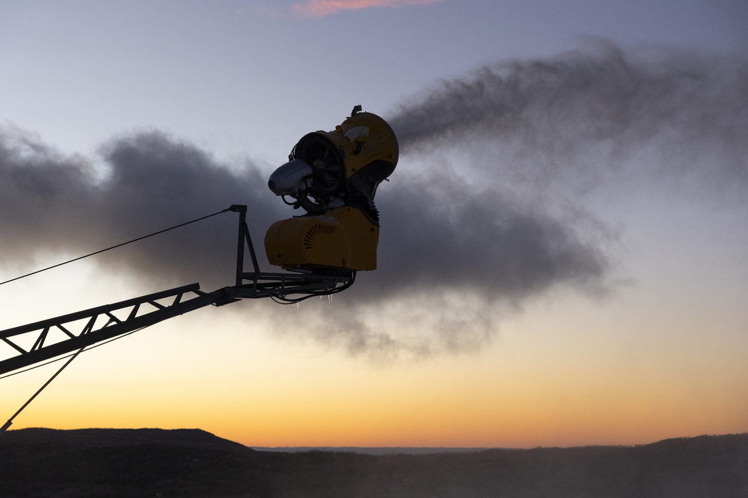 Frosty nights will mean good snowmaking conditions in Australia’s mainland ski resorts, where the 2026 snow season officially begins this long weekend. Source: Perisher