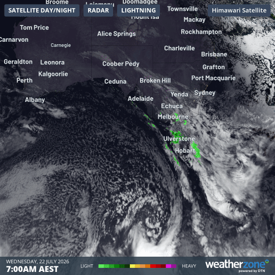 Four-hour combined satellite and radar loop to 11 am (AEST) on Wednesday, July 22, 2026, showing the cold airmass over the Bight pushing eastwards. Source: Weatherzone.