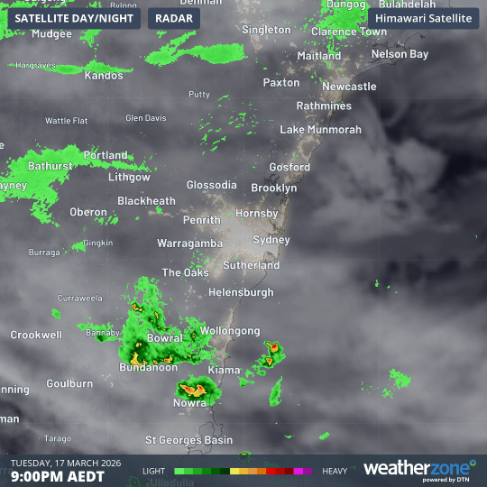Composite radar and satellite images showing heavy showers and thunderstorms over central eastern NSW on Tuesday night and Wednesday morning. Source: Weatherzone.
