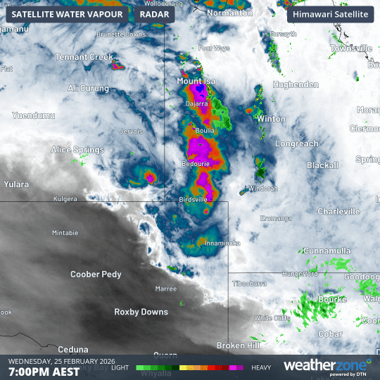 12-hour combined radar and water vapour loop showing heavy rainfall on Wednesday night which eased off in the early hours before re-intensifying on Thursday morning. Source: Weatherzone.