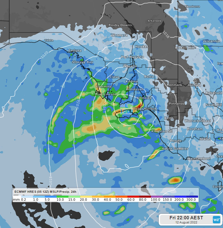 Fig 2: MSLP overly with total precipitation in 24 hrs to Friday 9:30pm CST 
