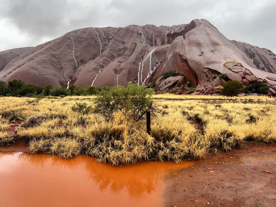 Waterfalls on Uluru on Monday, September 23, 2024. Source: @izzalmn / Instragram