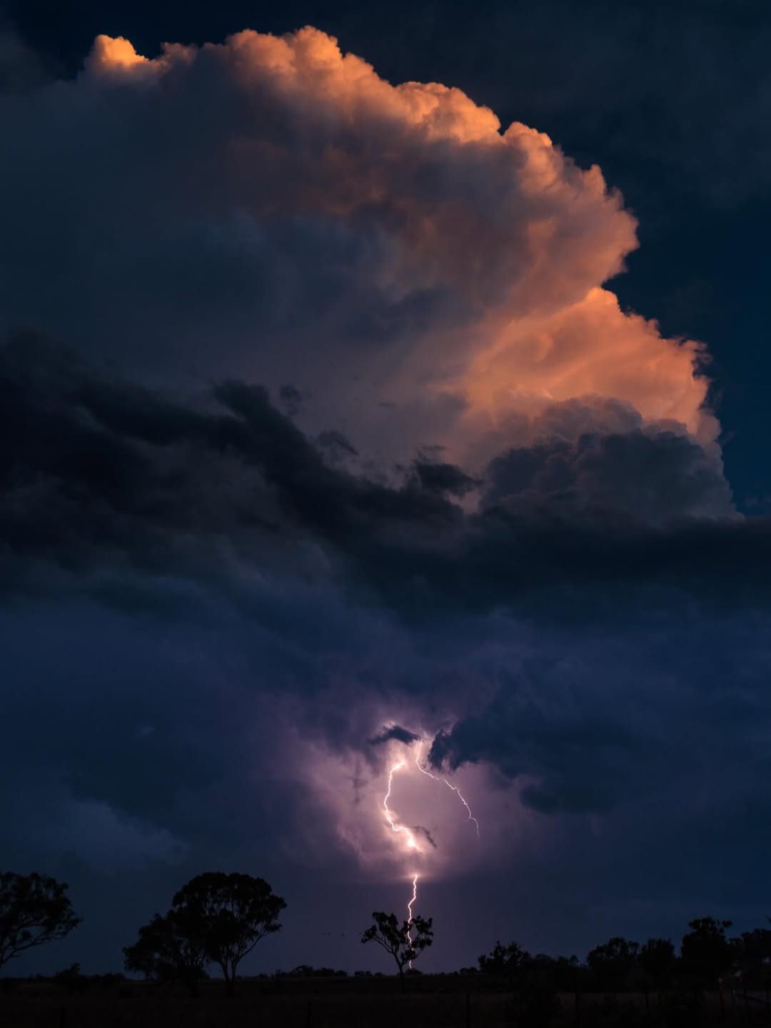 Lightning near Allora, Qld on Friday, October 31, 2025. Source: @my_australia_downunder / Instagram.