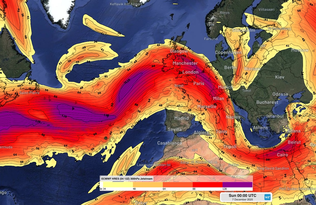 Modelled jet stream winds over the North Atlantic and Euorpe on Sunday, December 7, 2025. Source: Weatherzone.