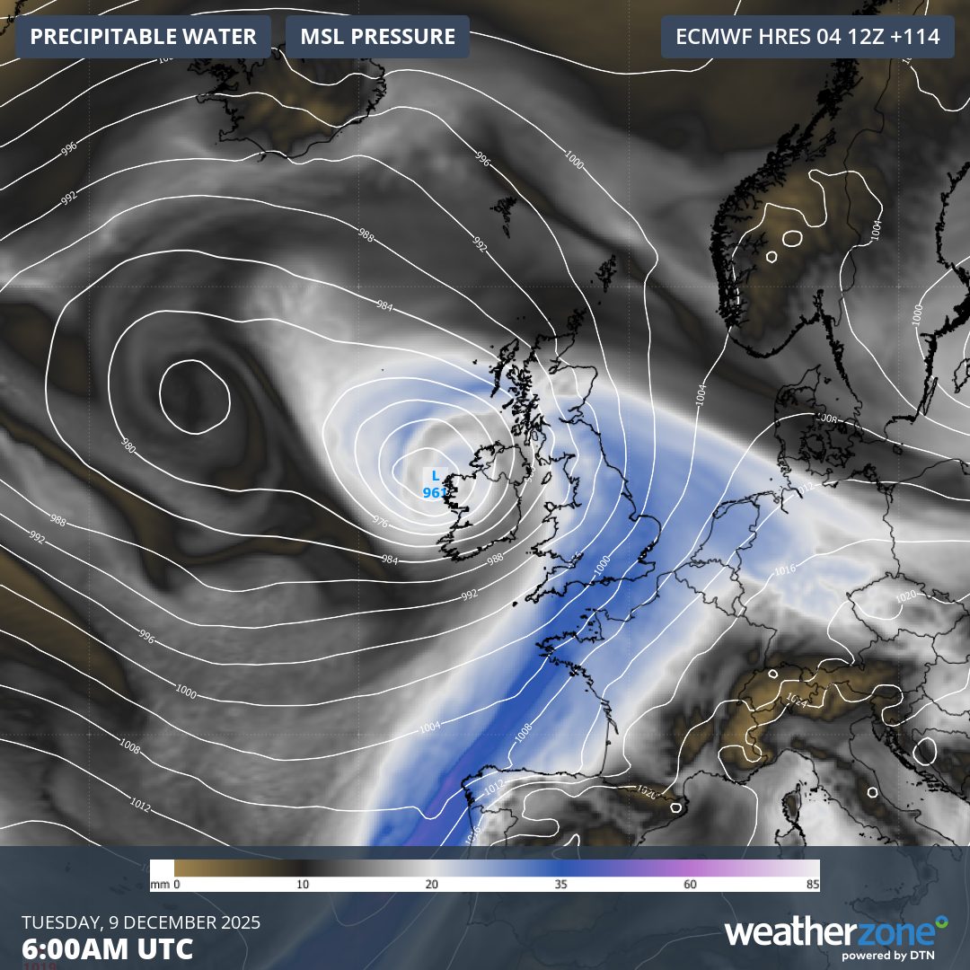 Modelled mean sea level pressure and precipitable water at 0600 UTC on Tuesday, December 9, 2025. Source: Weatherzone.